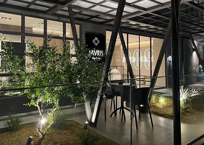 Lavris City Suites